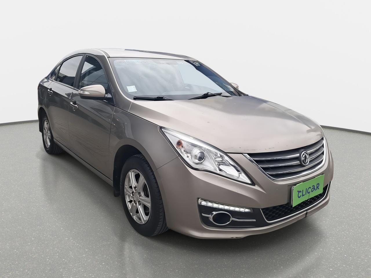 Automovil Dongfeng S50