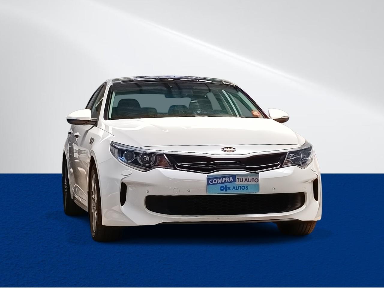 Sedan Kia Optima