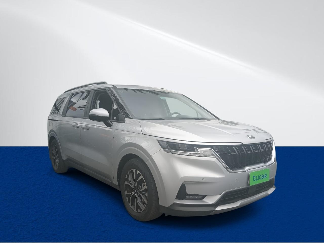 Station Wagon Kia Carnival