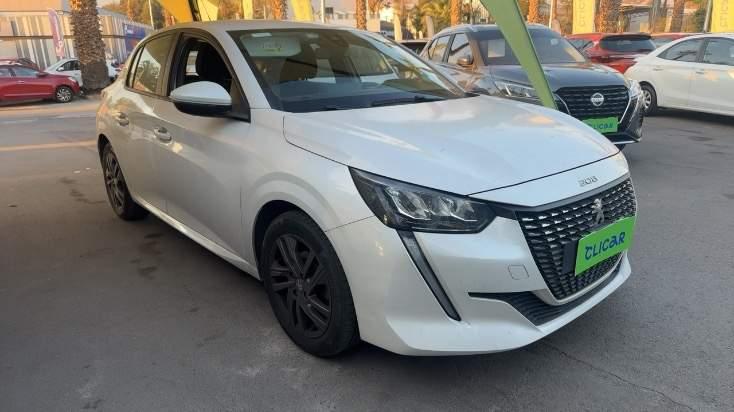 Automovil Peugeot 208