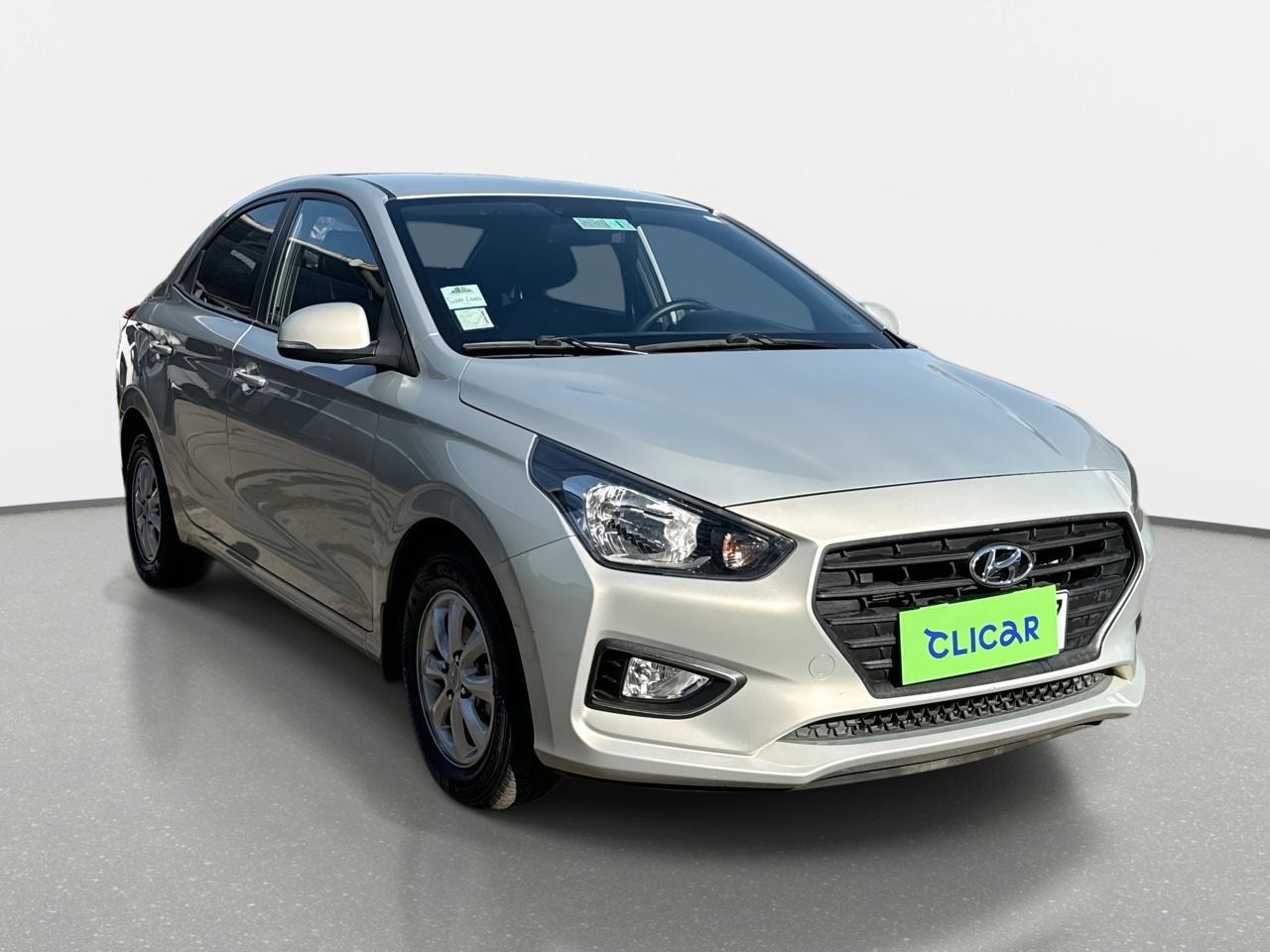 Automovil Hyundai Verna