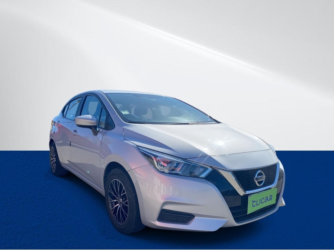 Automovil Nissan Versa