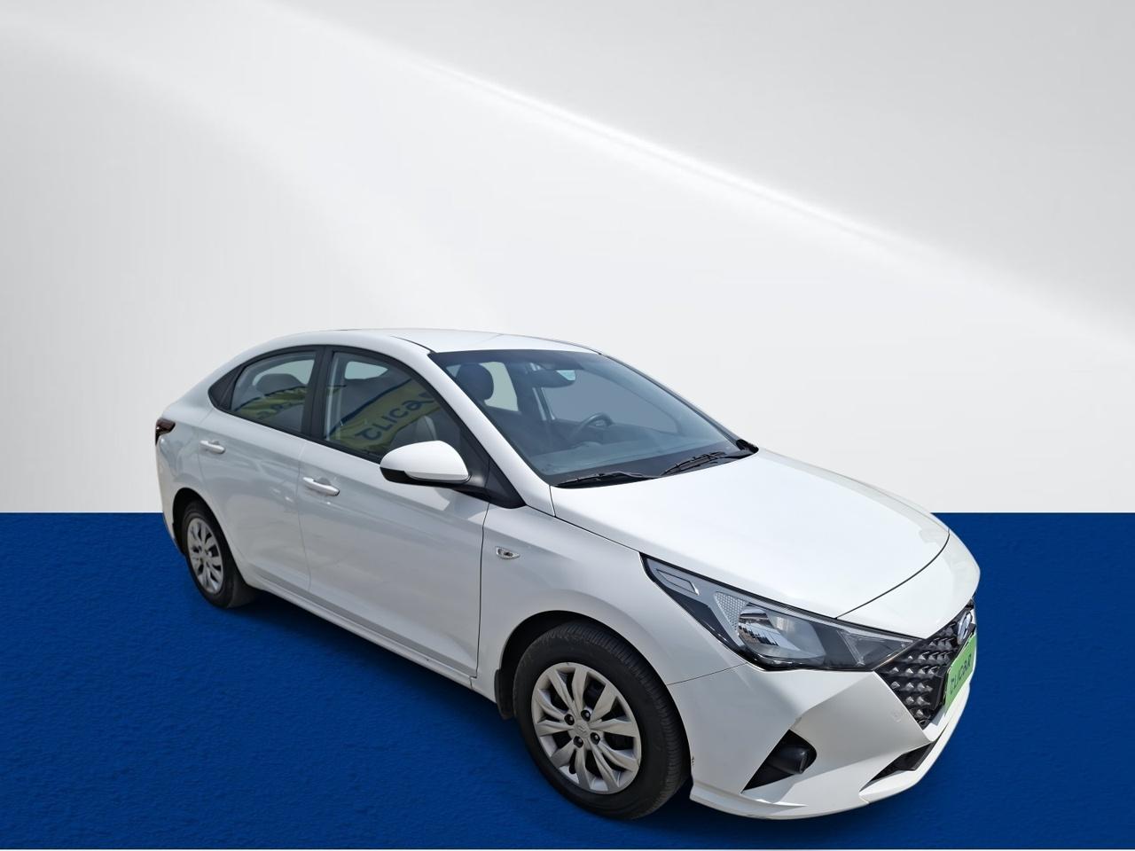 Sedan Hyundai Accent Sedan