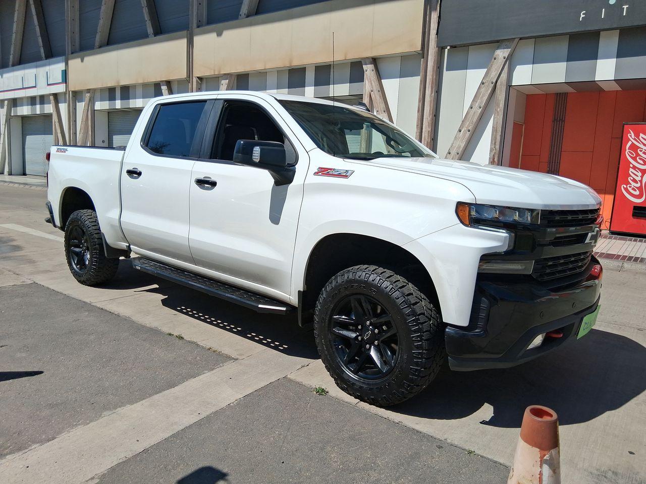 Camioneta Chevrolet Silverado