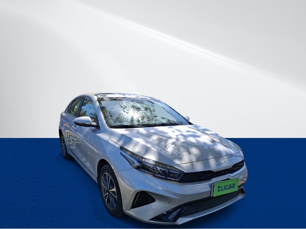 Automovil Kia Cerato