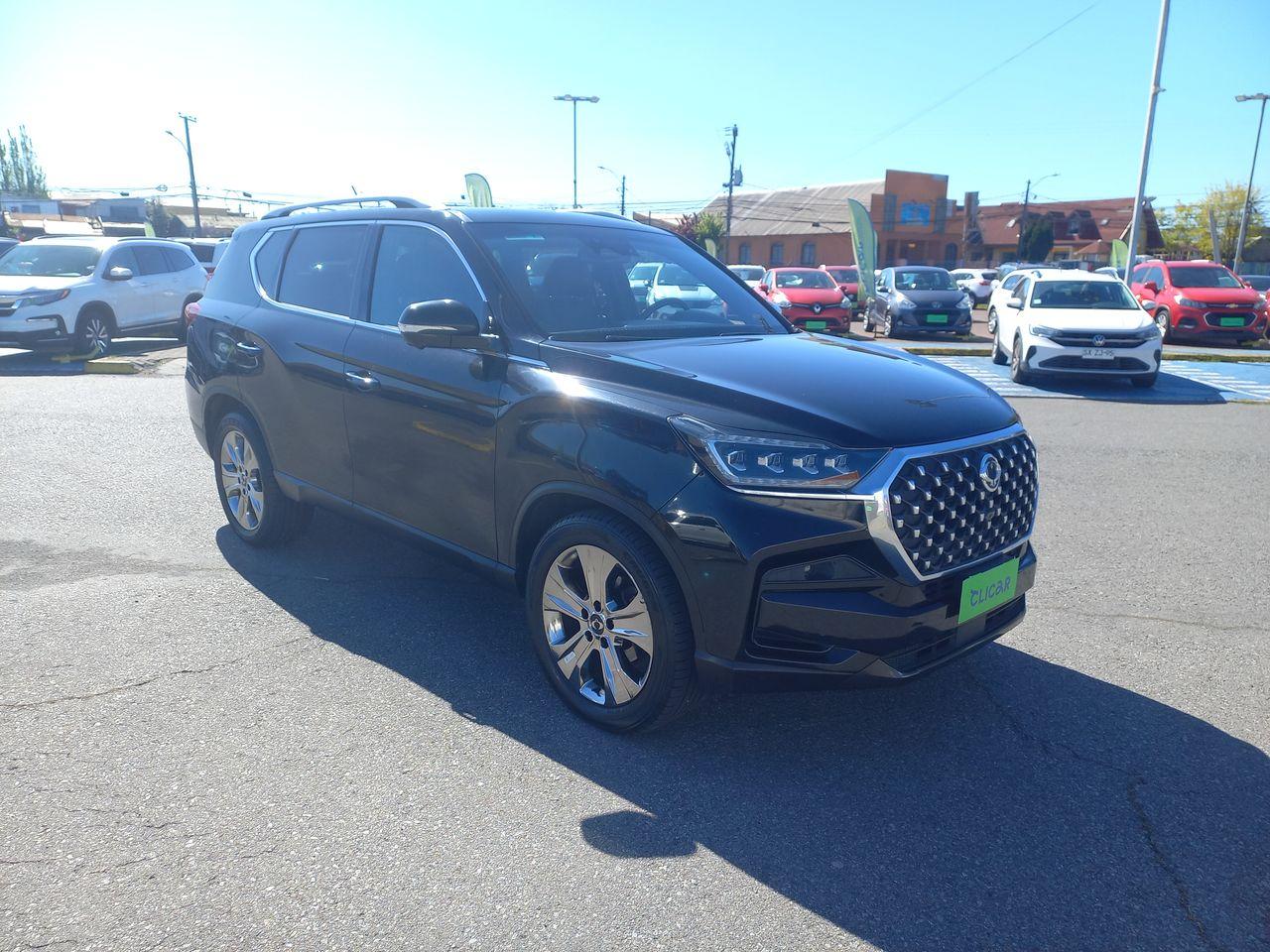 Station Wagon Ssangyong New Rexton