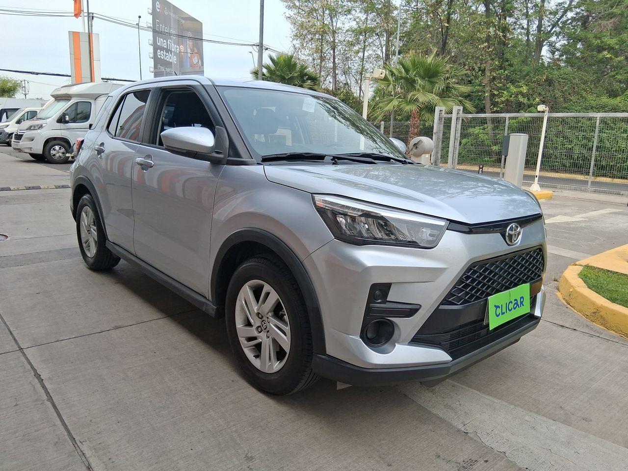 Station Wagon Toyota Raize