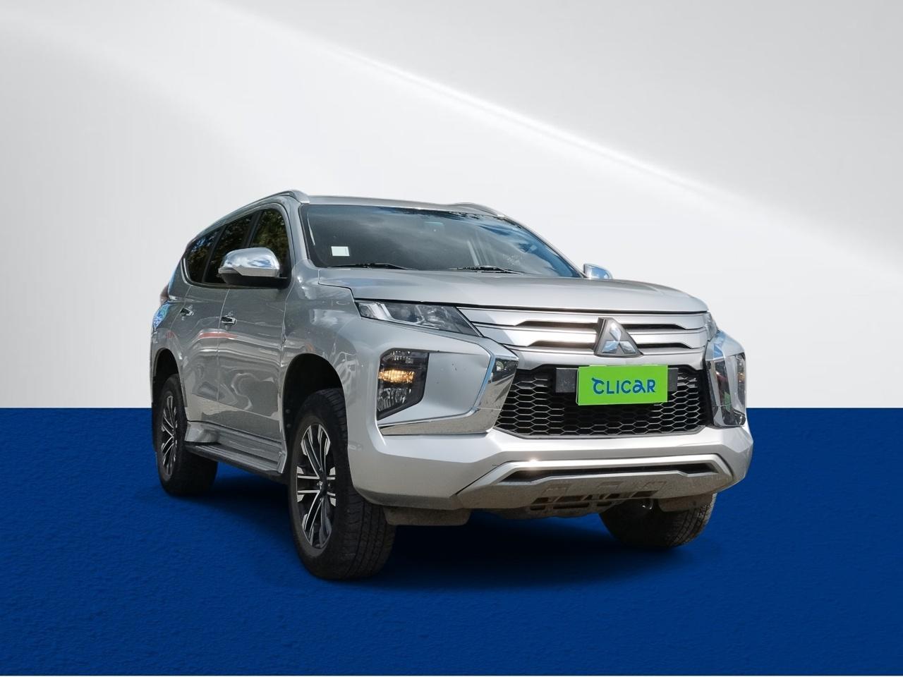 Station Wagon Mitsubishi Montero Sport