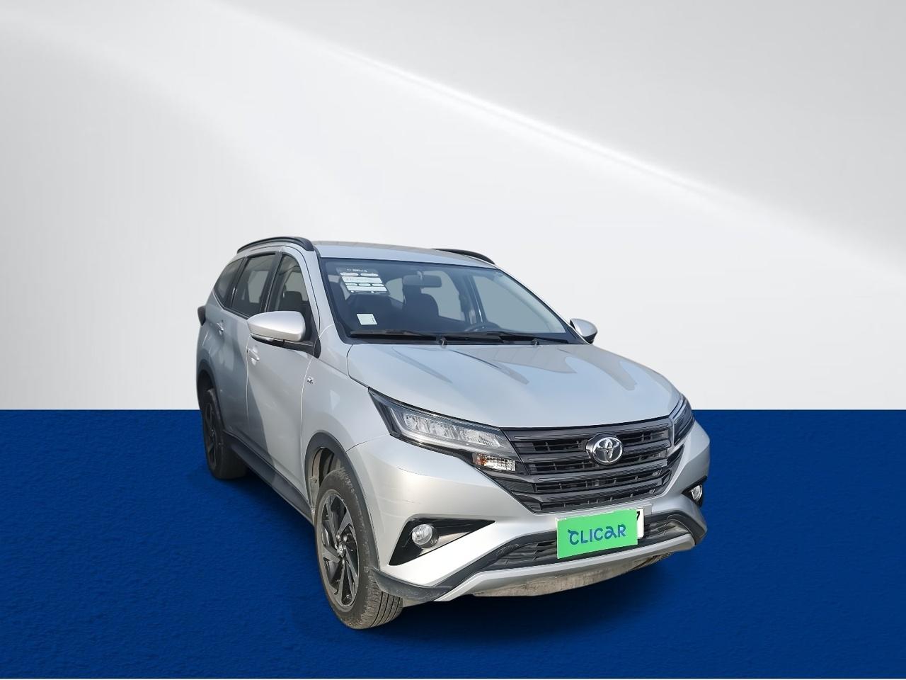 Station Wagon Toyota Rush