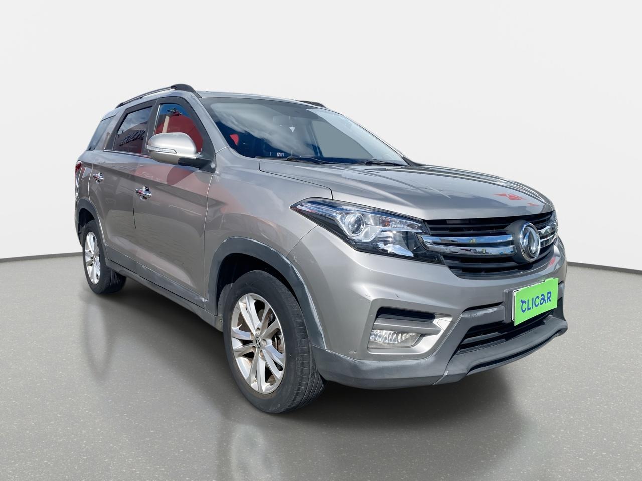 Suv Dfsk 560