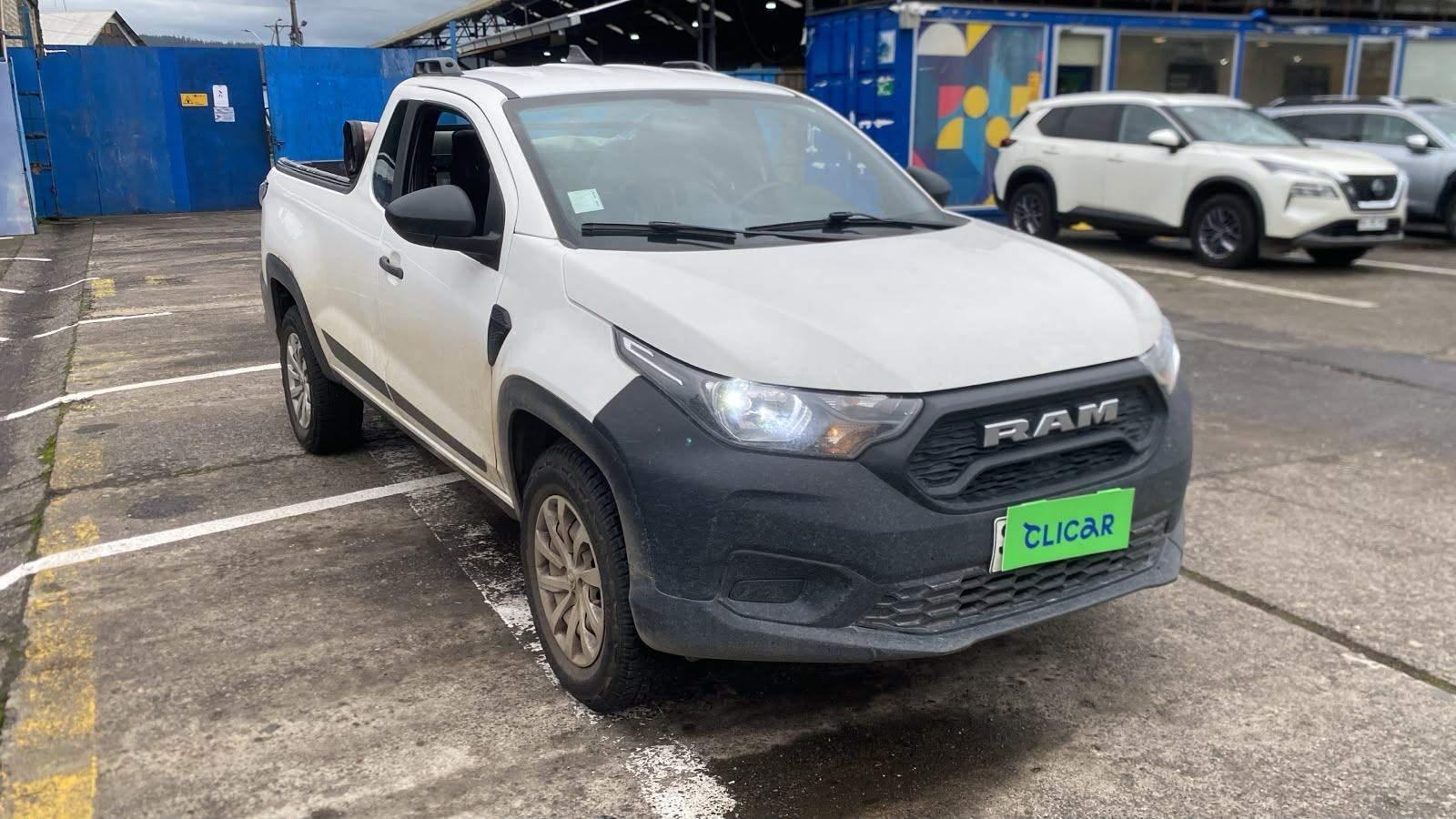 Camioneta Ram 700