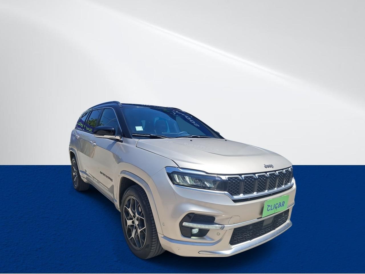 Station Wagon Jeep Commander