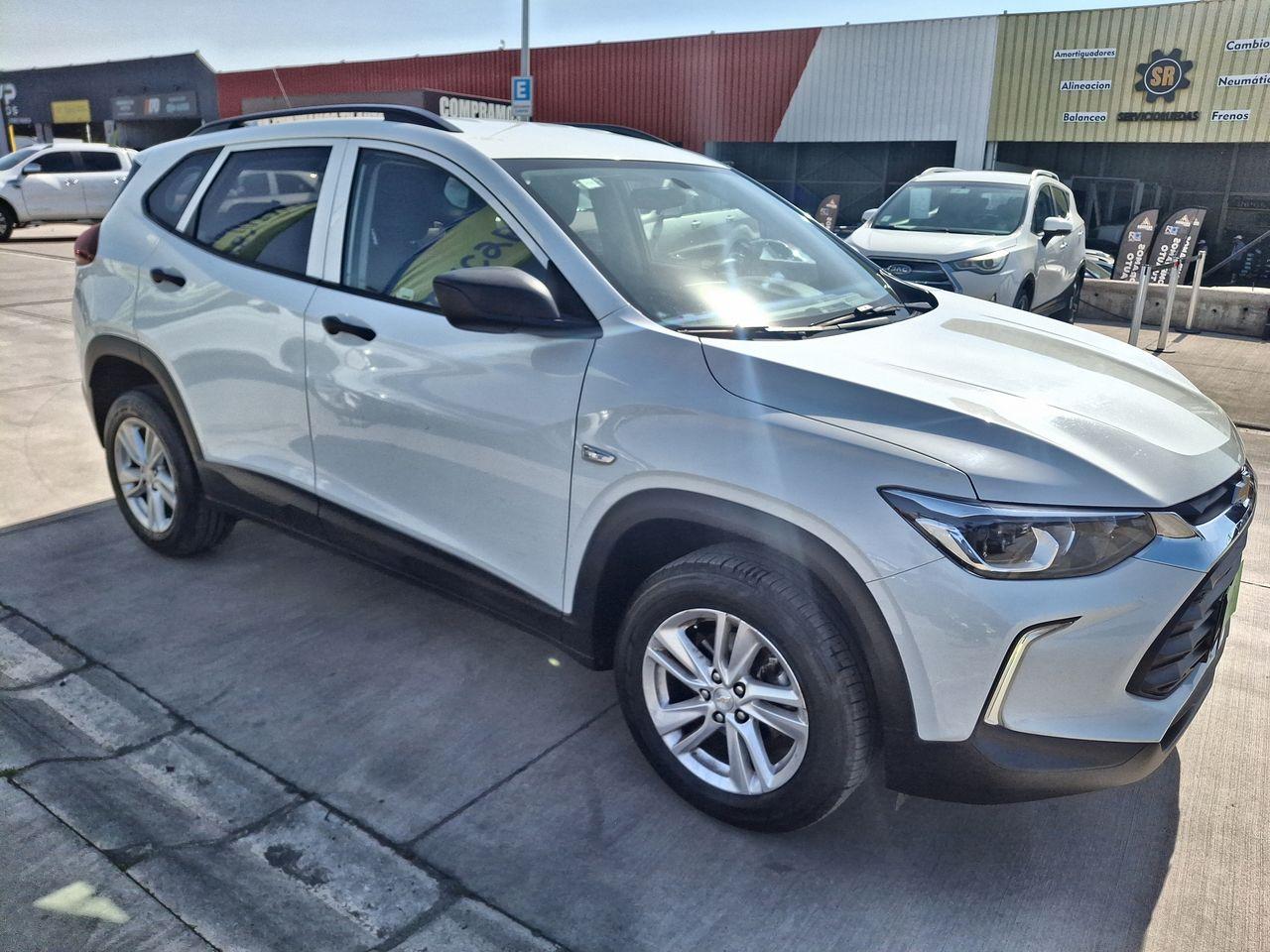 Station Wagon Chevrolet Tracker