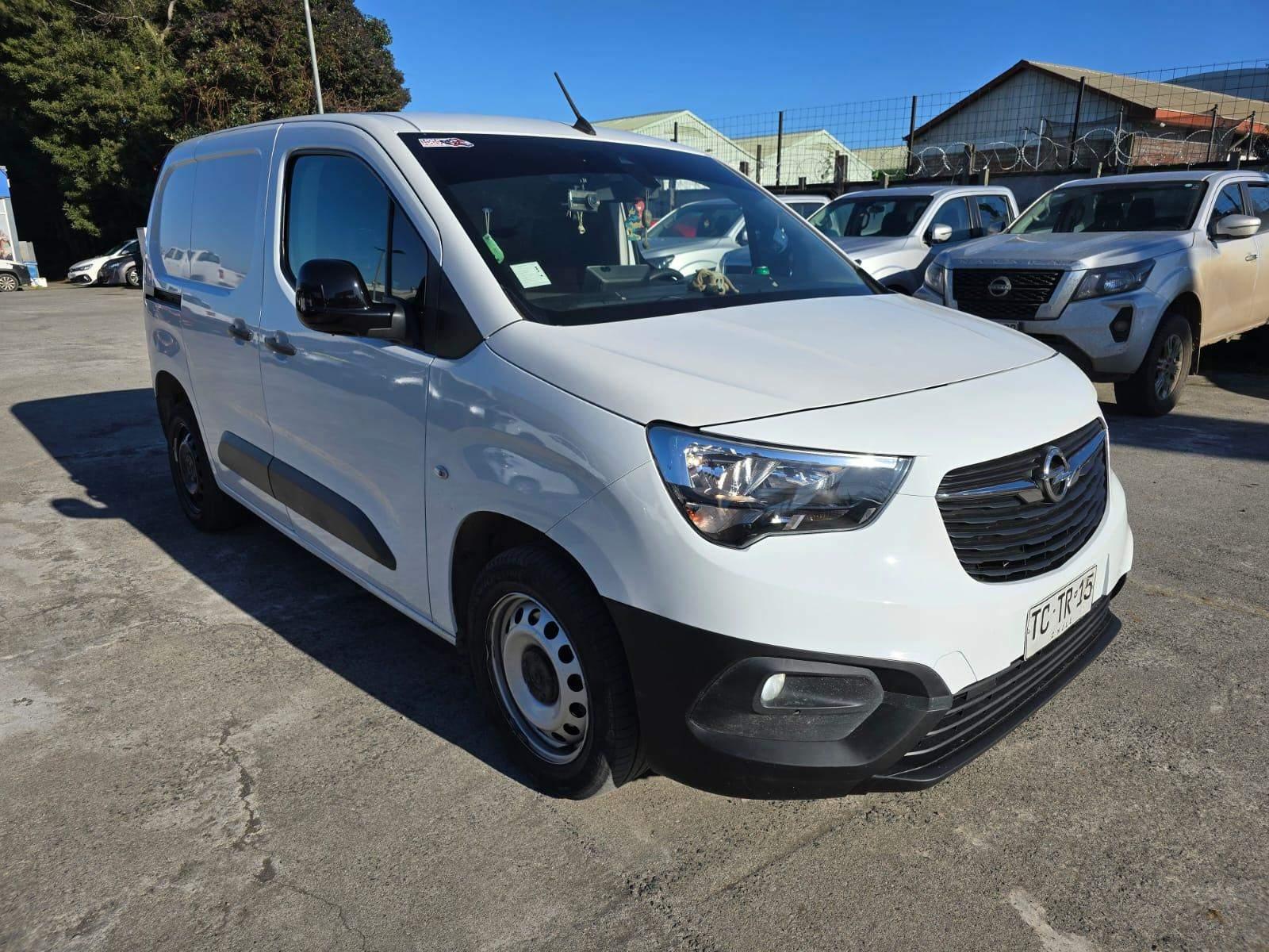 Furgon Opel Combo