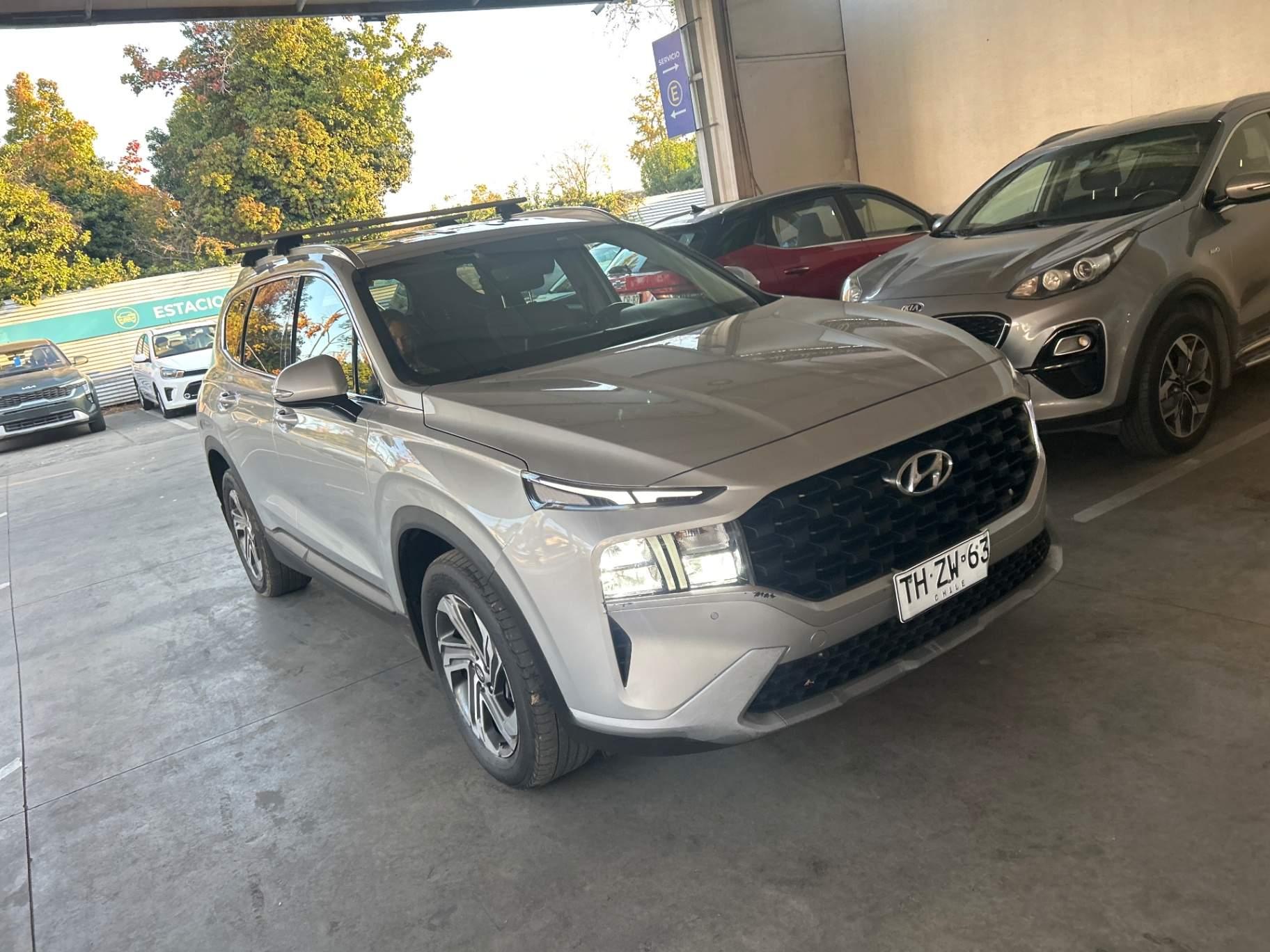 Station Wagon Hyundai Santa Fe