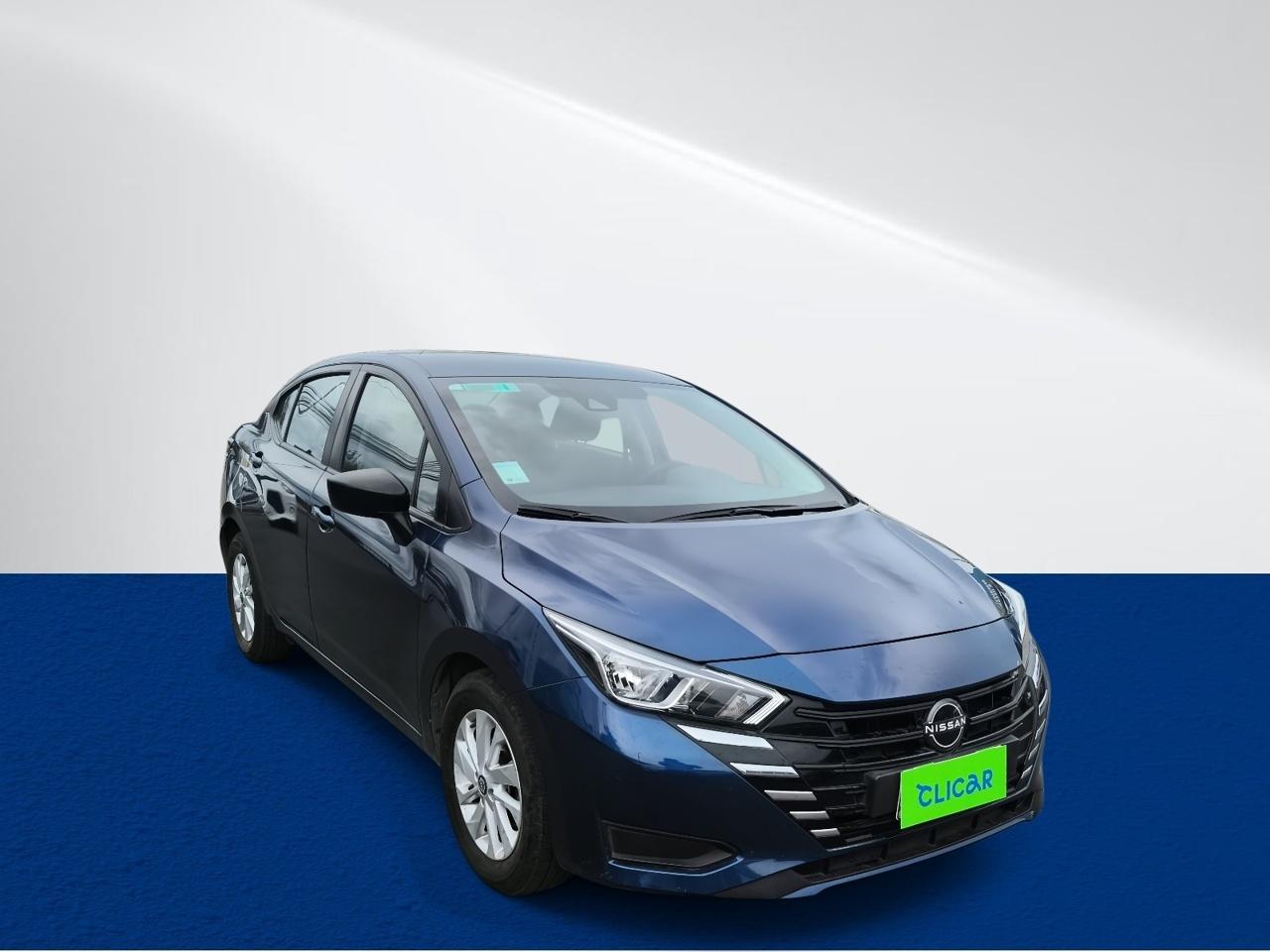 Automovil Nissan Versa