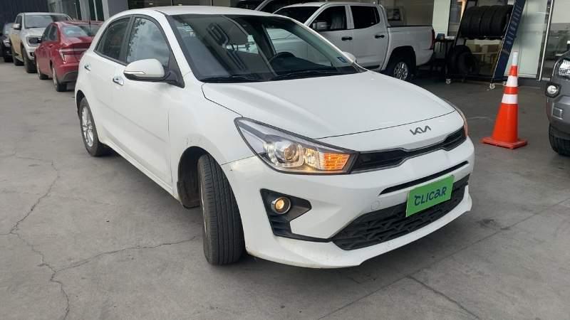 Hatchback Kia Rio 5