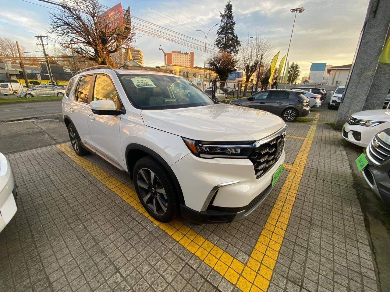 Station Wagon Honda Pilot