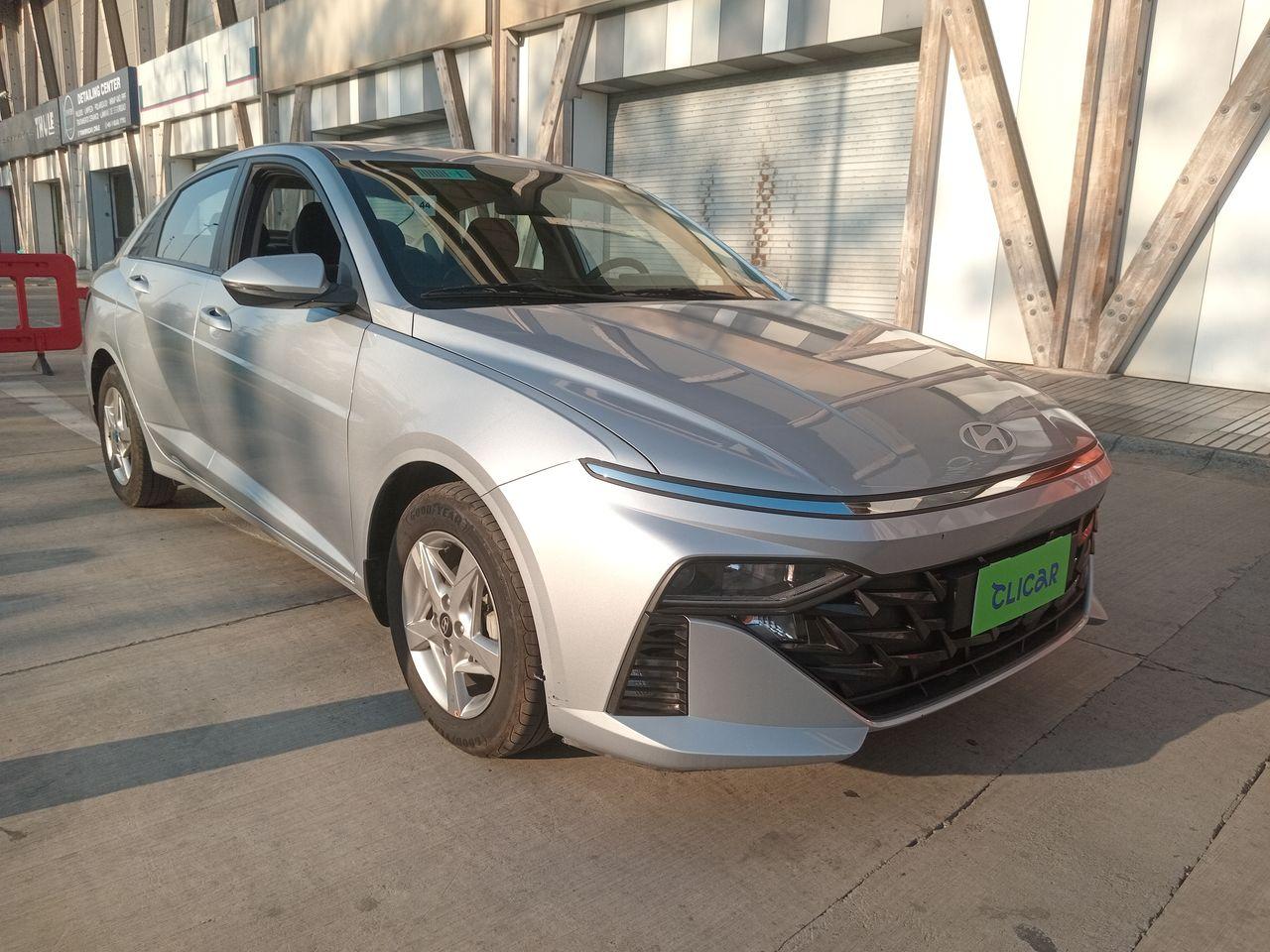 Automovil Hyundai Accent