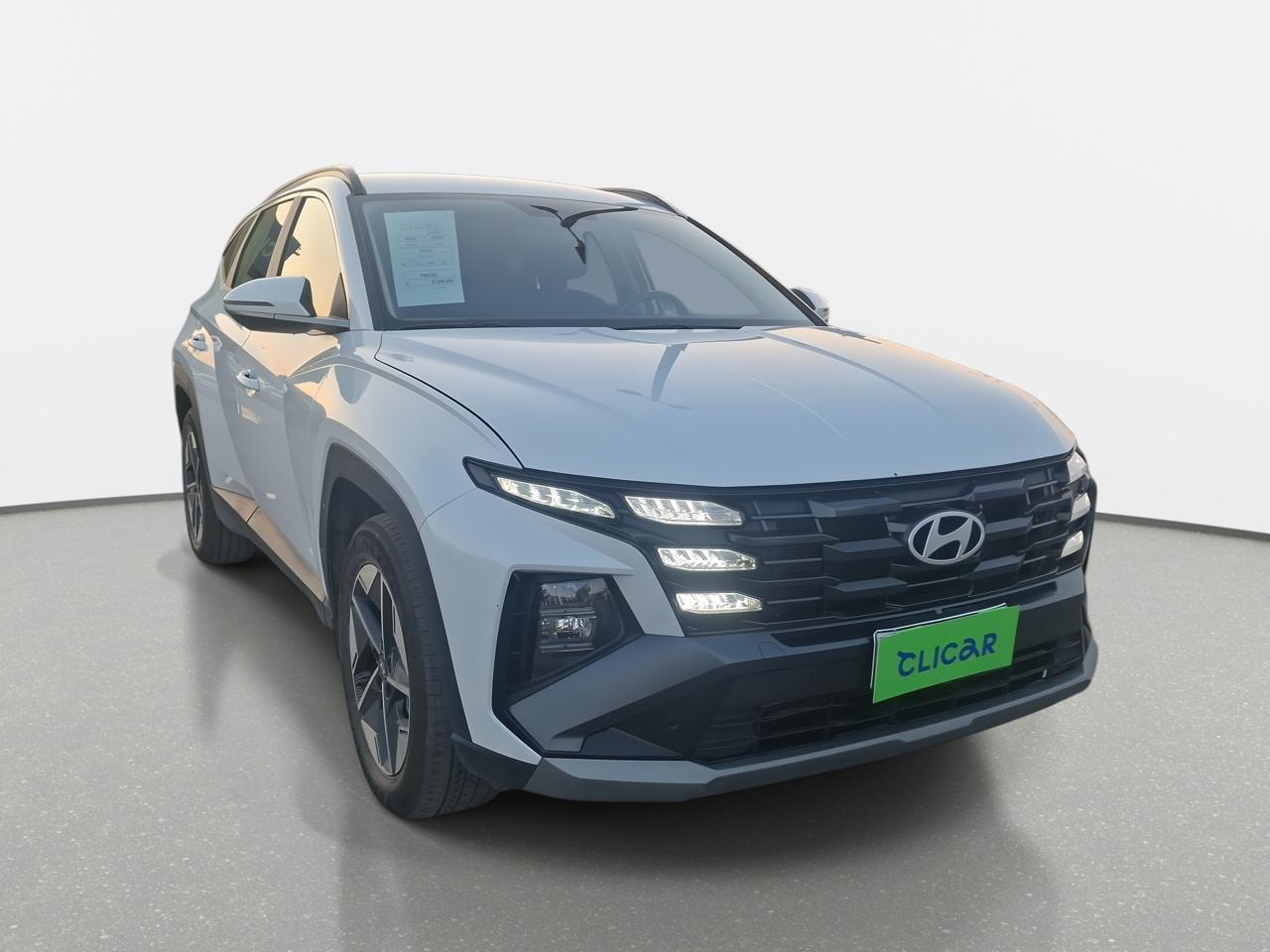 Station Wagon Hyundai Tucson
