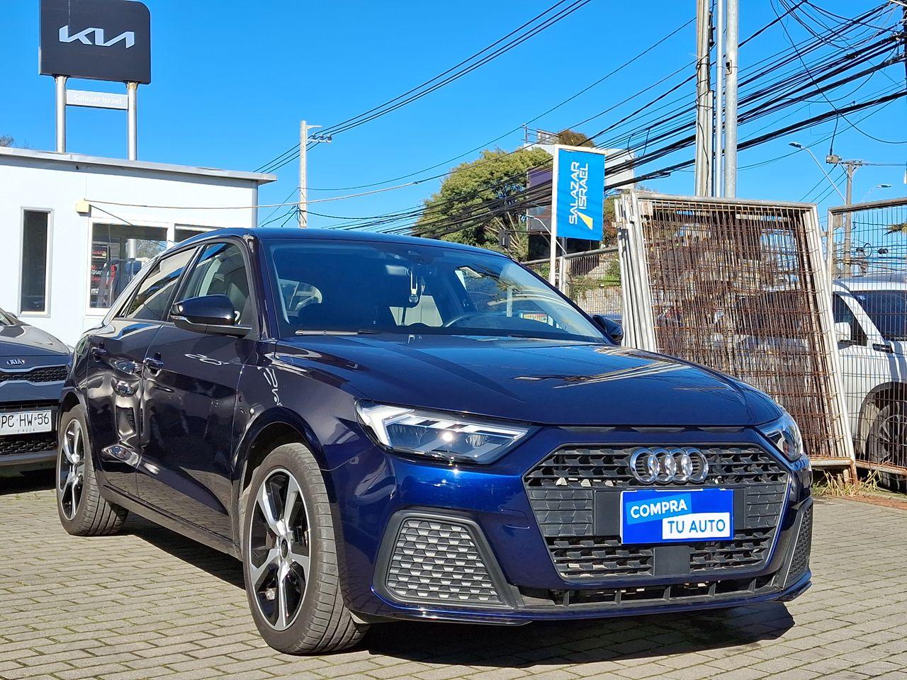 Hatchback Audi A1