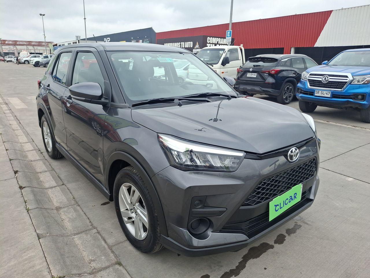 Station Wagon Toyota Raize