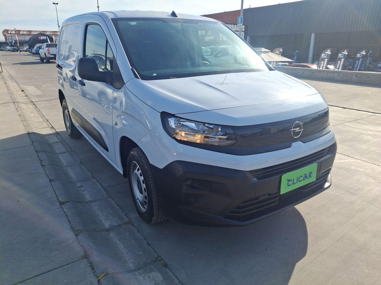 Furgon Opel Combo