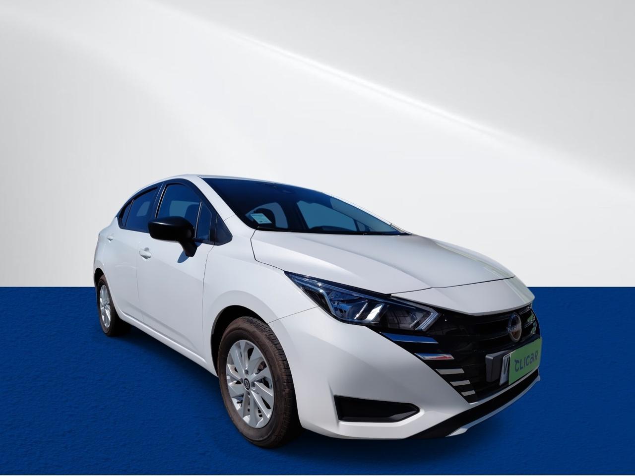 Automovil Nissan Versa