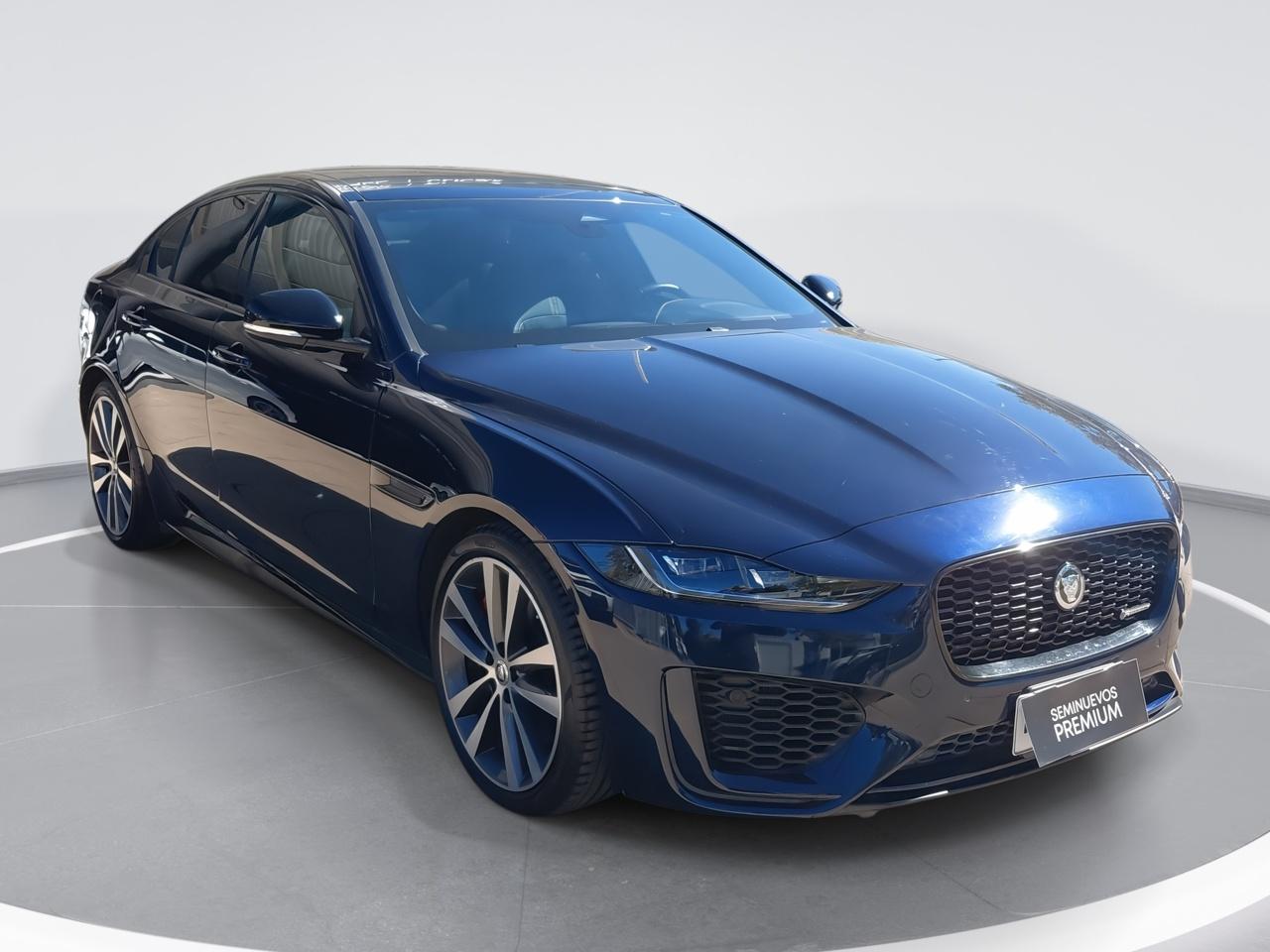 Automovil Jaguar Xe