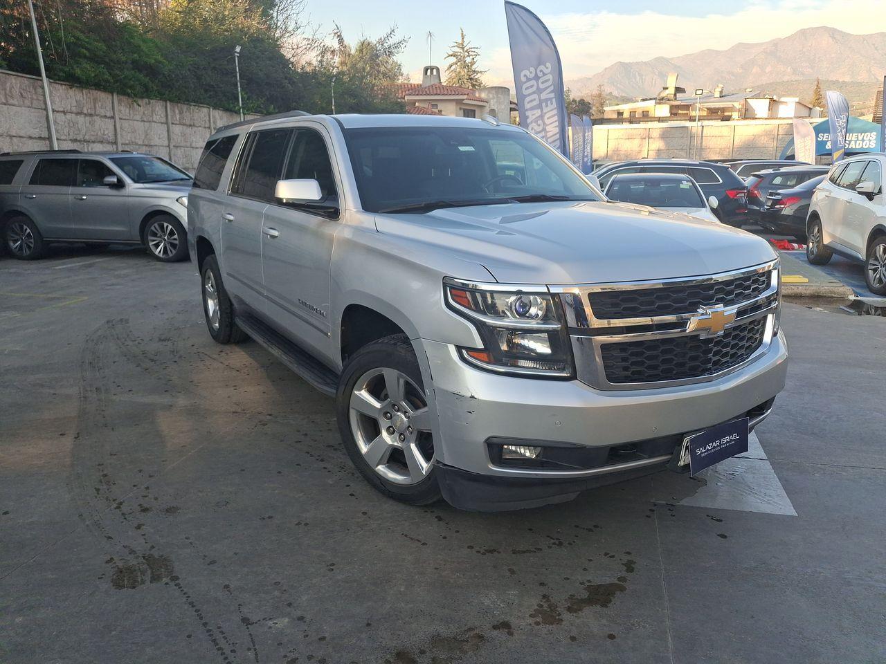 Station Wagon Chevrolet Suburban