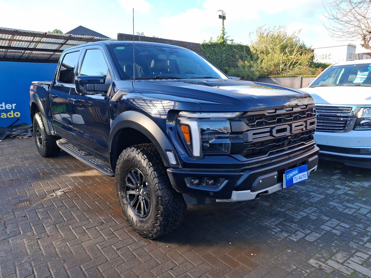 Camioneta Ford F-150 Raptor